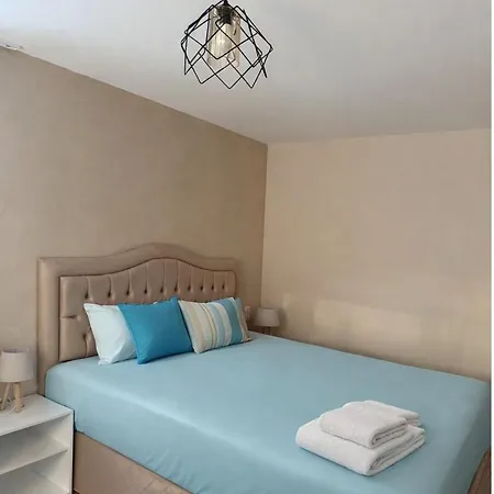 почивна база синьо лято Blue Summer Holiday home